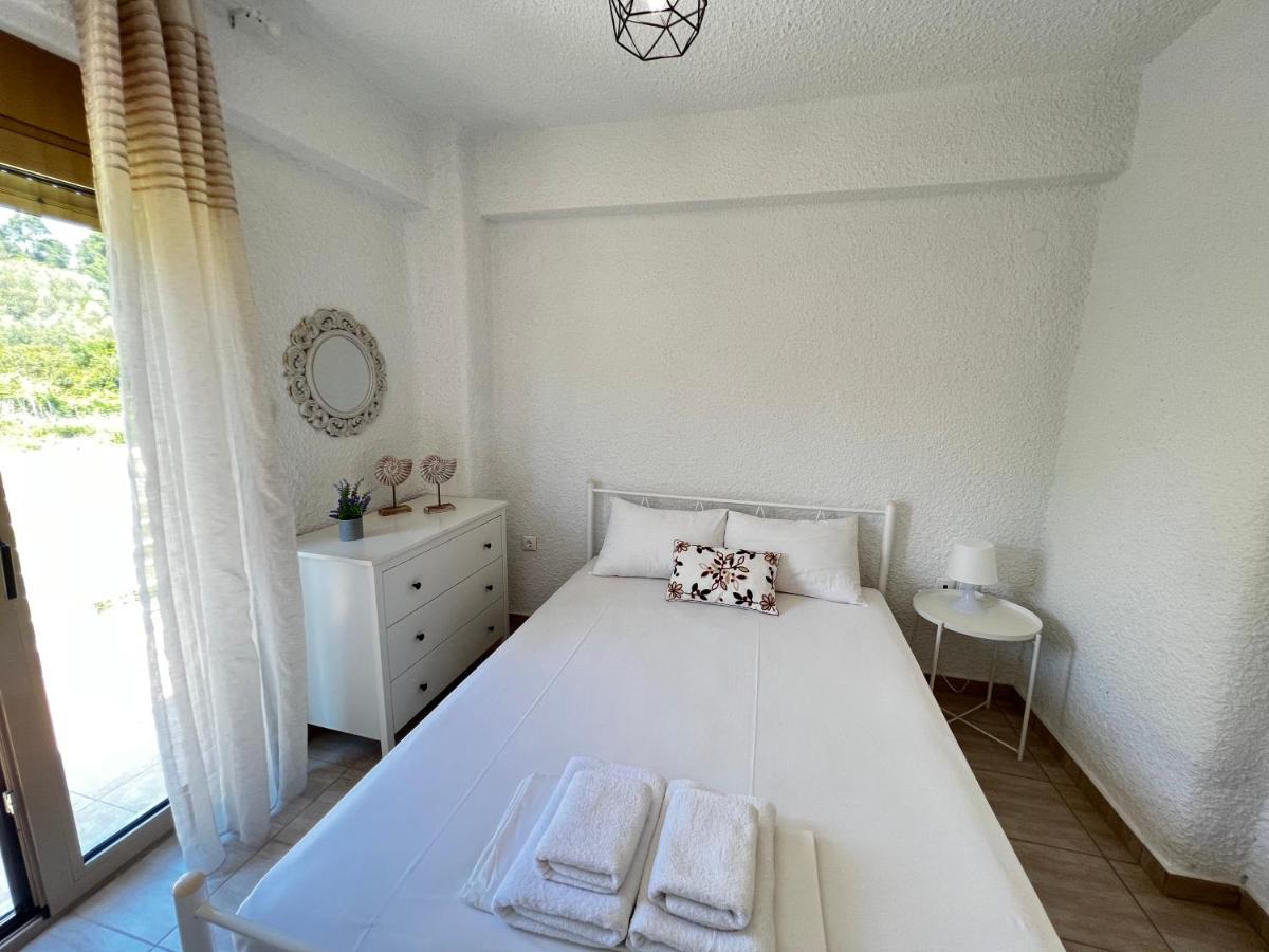 Mendis Village กริโอปียี ภายนอก รูปภาพ